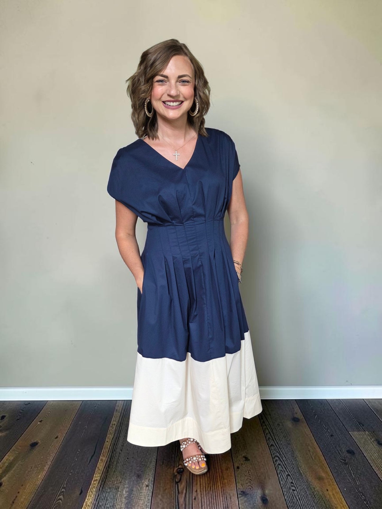 Donna Gracyn Color-Block Dress